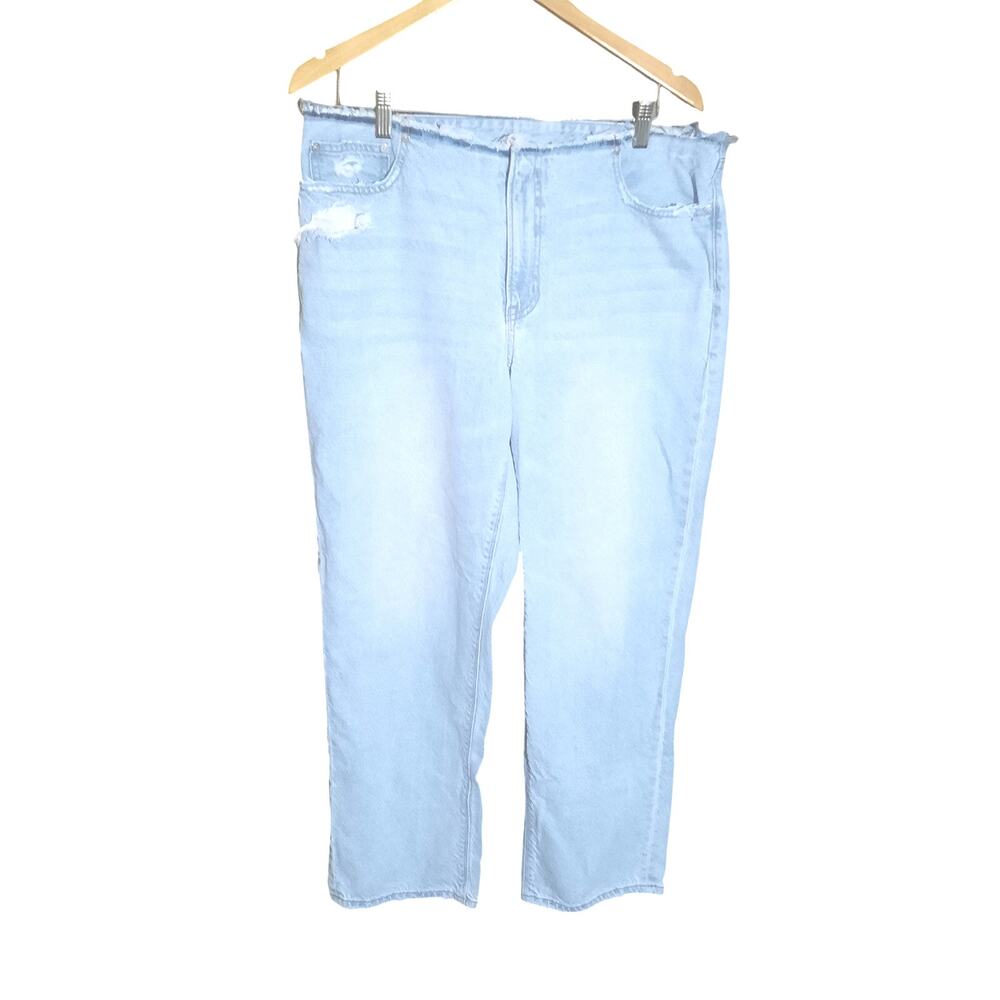 American Eagle Womens 90's mid Rise Raw Heavily Frayed Waistband Size 14 Short